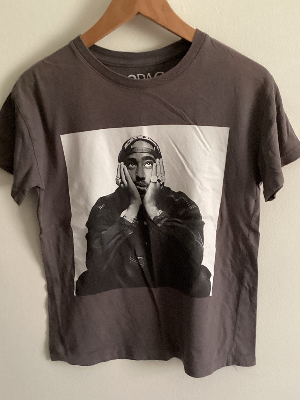 🦖 Men's  2 PAC Graphic Crewneck Tee